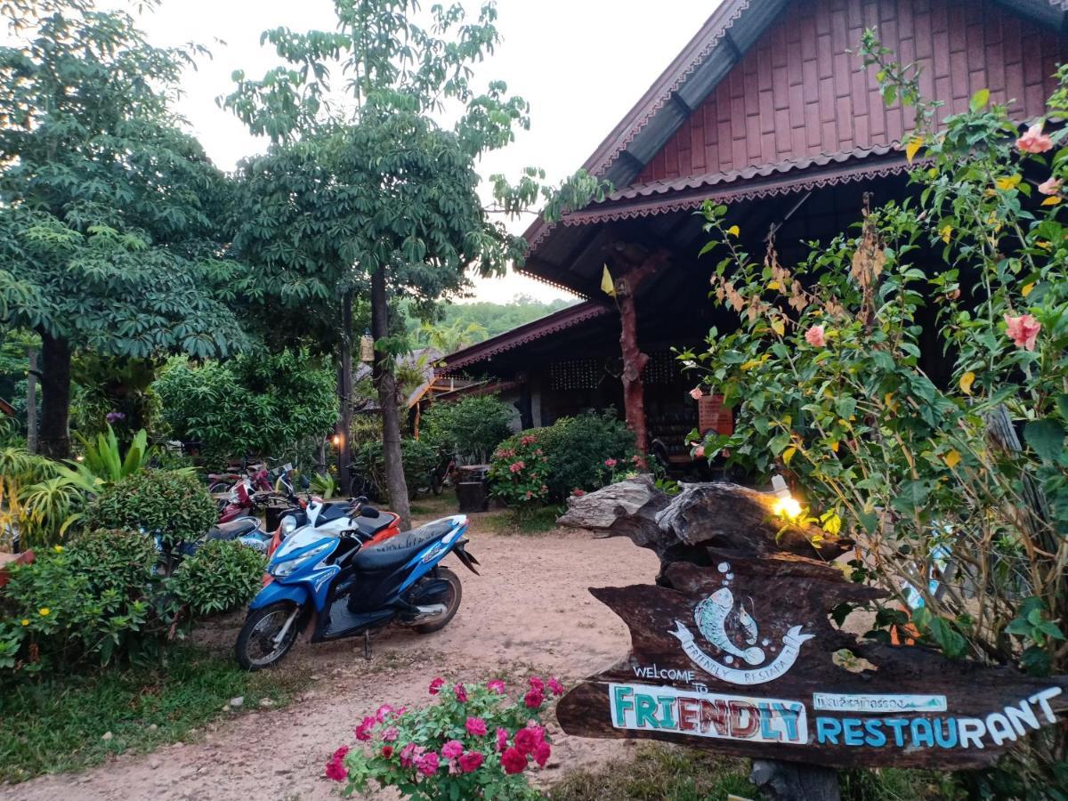 Friendly Koh Jum Hotel Exterior photo